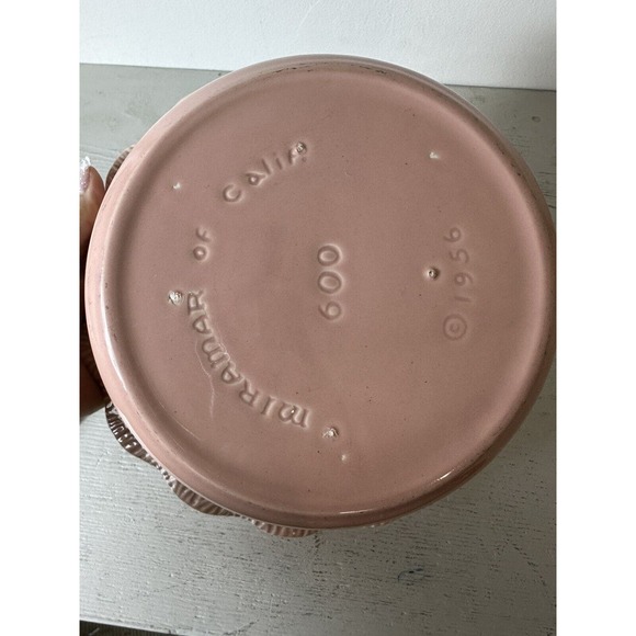 Vtg 1956 MCM Miramar California Pink Covered Casserole Dish - Picture 4 of 4